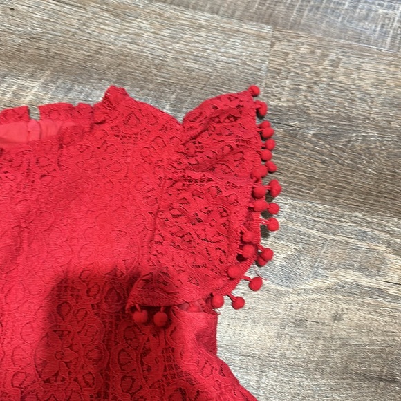 Red dress - Picture 2 of 7